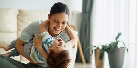 Kalimat-Kalimat Ajaib Orang Tua yang Bisa Mendorong Anak untuk Terus Berusaha