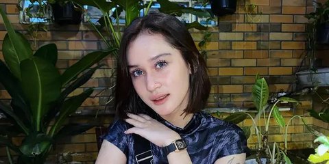 7 Potret Cantik Menawan Luna Alhamdy yang Dikabarkan Pacar Baru Virgoun, Sempat Pamer Foto Berdua di Media Sosial