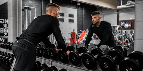 7 Latihan di Gym yang Bisa Percepat Pembentukan Otot dan Membakar Lemak Tanpa Membutuhkan Steroid
