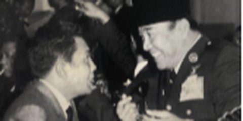 Sosok 'Crazy Rich' Aceh Ini Pernah Sumbang 28 Kg Emas ke Pemerintah, Tapi Dipenjara Hanya Karena Dekat Dengan Soekarno