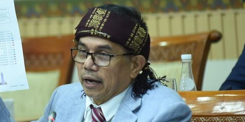VIDEO: Hinca DPR Respect Farel Mau Jual Ginjal Demi Bela Ibunda Tercinta Ditahan Polisi