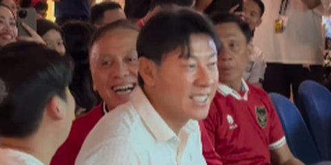 Momen Komjen Polisi Eks Ketum PSSI Nobar Timnas Vs Bahrain dengan Shin Tae Yong 'Kawal Kemenangan'