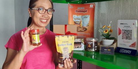 Cerita Mamikoe Jogja Mulai Bisnis Pasca Operasi Tumor, dari Yogurt Drink Kini Jual Cookies Unik