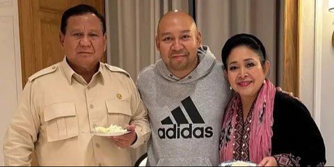 Foto Lawas Titiek Soeharto Pakai Seragam Persit, Anggun dan Mempesona