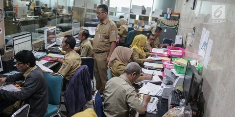 Membandingkan Gaji PNS Indonesia dengan PNS Malaysia, Mana Lebih Besar?