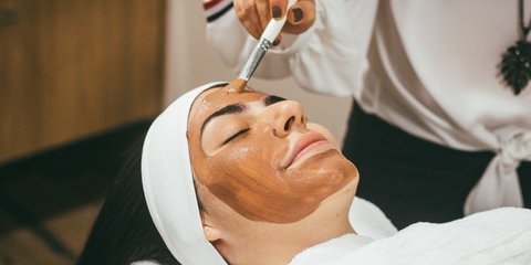 Manfaat dan Kegunaan Clay Mask, Jadi Rahasia Kulit Sehat dan Bersinar Sejak Zaman Kuno