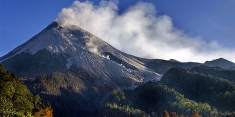 Cerita 20 Pendaki Ilegal Tertangkap Basah saat Turun dari Gunung Merapi
