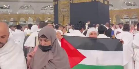 Di Balik Alasan Pemerintah Arab Saudi Larang Bendera Palestina di Masjidil Haram