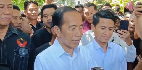 VIDEO: Kenapa Jokowi Tak Terbuka Soal Ijazah Asli UGM hingga Ancam Tempuh Jalur Hukum?
