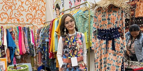{{caption}}