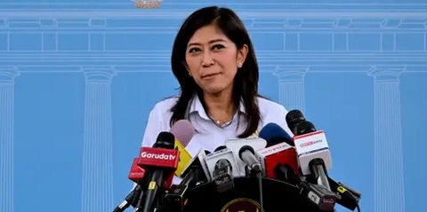 Menkomdigi Minta Orang Tua Tunda Beri Akses Medsos ke Anak