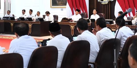 Presiden Prabowo Minta Menteri Rapatkan Barisan, Buat Pemilu 2029?
