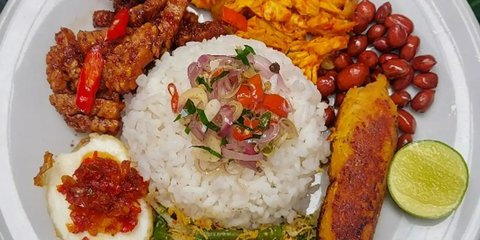 7 Resep Nasi Campur yang Lezat, Paduan Rasa Nusantara yang Menggugah Selera untuk Sajian Arisan Keluarga