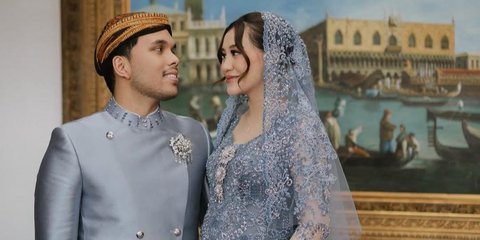 Aksi Lihai Thariq Halilintar Tawarkan Cendol Dawet dan Rujak di Acara Mitoni 7 Bulanan Aaliyah Massaid