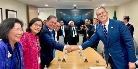 Trump Protes QRIS Indonesia, Pemerintah Buka Peluang Kerja Sama dengan Mastercard dan Visa