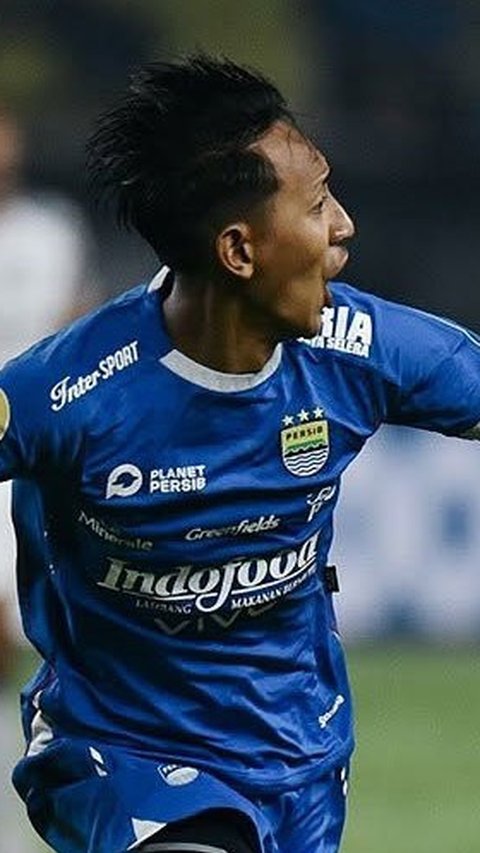 Beckham Putra Nugraha: Gelandang Muda Persib yang Hobi Mendaki Gunung