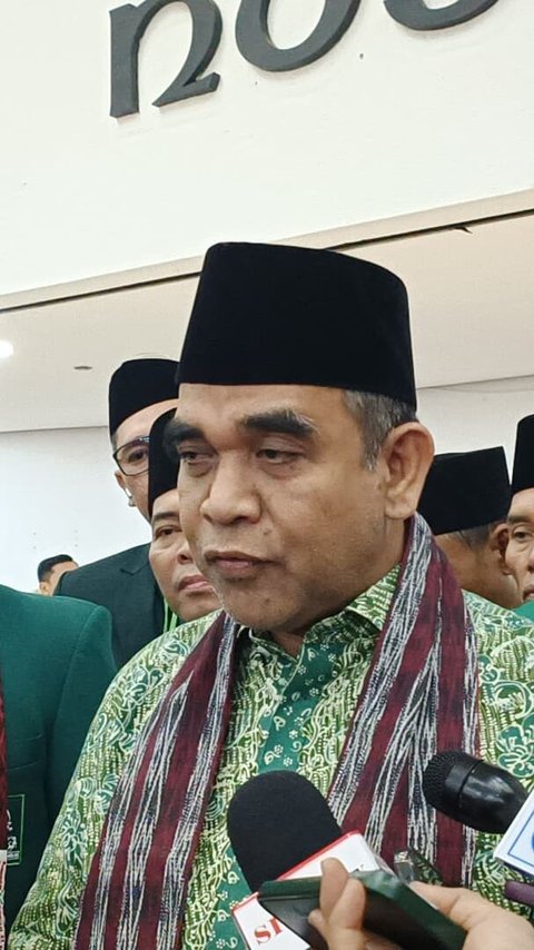 VIDEO: Purnawirawan TNI-Wapres Jenderal Sepuh Tuntut Prabowo Copot Pejabat, MPR Merespons