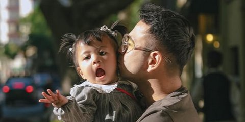 Pesan Menyentuh Raffi Ahmad Untuk Baby Lily: Papa Titipkan Engkau Dalam Doa yang Tak Pernah Putus