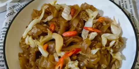 7 Resep dan Cara Membuat Kwetiau Goreng Spesial, Mudah dan Enggak Ribet