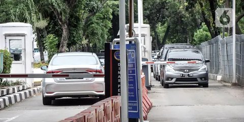 Juru Parkir Liar Marak di Kawasan Monas, Satpol PP: Lahan Tidak Mencukupi Sambut Euforia Masyarakat