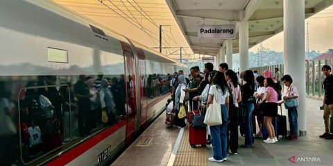 Nomor Kursi Terbaik saat Naik Kereta Cepat Whoosh, Dapat Pemandangan Bagus Selama Perjalanan