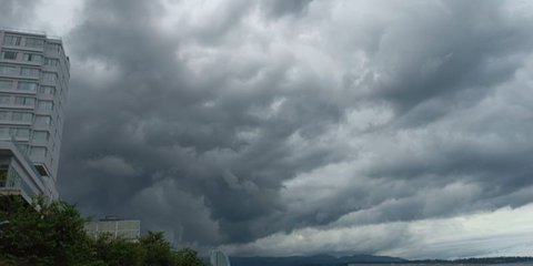 Siaga Darurat Bencana Hidrometeorologi: Antisipasi Cuaca Ekstrem di Indonesia