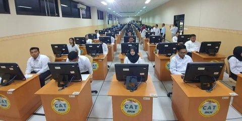 Segini Gaji PNS Lulusan S1, Lengkap dengan Tunjangan Setiap Bulan