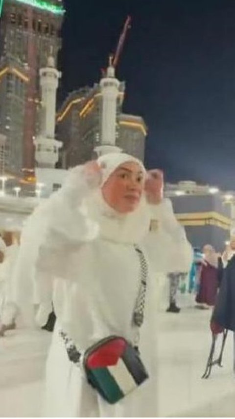 Polisi Arab Saudi Tangkap Jemaah Perempuan karena Pakai Tas Berwarna Bendera Palestina