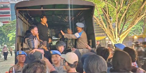 Aksi May Day di Semarang Ricuh, Kelompok Anarko Diduga Jadi Provokator