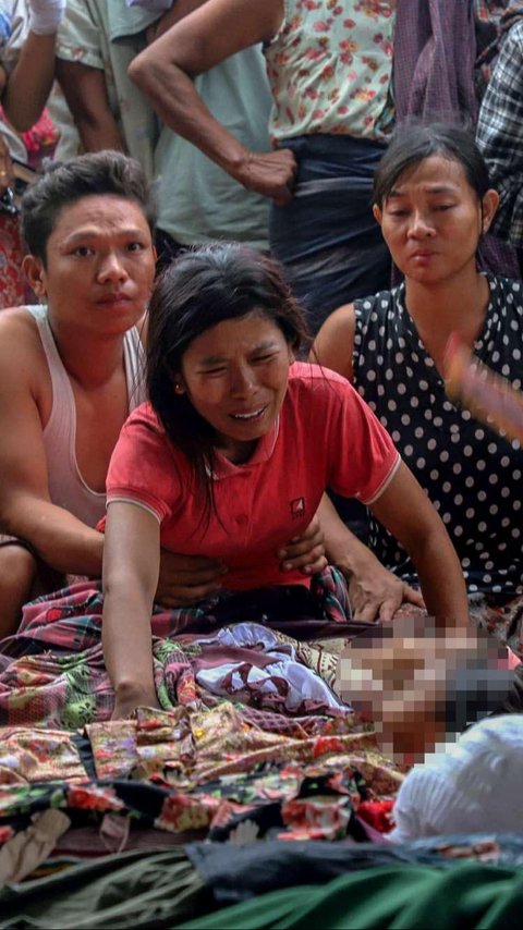 FOTO: Serangan Maut Junta Militer Myanmar Hantam Sekolah, 22 Orang Tewas Termasuk Anak-Anak