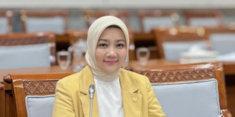 Atalia Praratya Nongkrong Bareng Teman Eril, Penampilan Ridwan Kamil jadi Sorotan