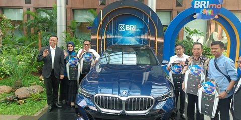 BRI Serahkan Hadiah Utama Program BRImo FSTVL 2024, Ada Mobil BMW hingga Hyundai Creta