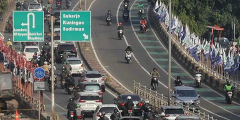 Curhat Pekerja Kerasnya Hidup di Jakarta: Gaji Bulanan Kadang Enggak Cukup, Saya Sudah Sering Makan Tabungan