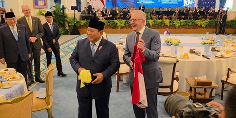 Momen Akrab Prabowo dan PM Albanese: Naik Buggy Bareng hingga Tukar Jersey Timnas