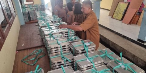 VIDEO: PDIP Tegas Pertanyakan Peran BPOM Kasus Makan Bergizi Gratis 
