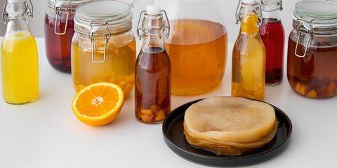 Dari Kombucha Hingga Fermented Rice Water, Ini 5 Minuman Fermentasi yang Mengatasi Penuaan dengan Cara Alami dan Efektif