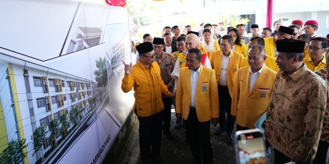 Sumbang Gedung Asrama Madrasah, Bahlil: Golkar dan Muhammadiyah Seperti Ibu dan Anak