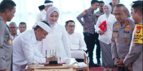 Dua Potret Terbaru Kang Demul Bertemu Jenderal Polisi Calon Besan, Bukan di Momen Sembarangan