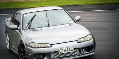 Mobil Bergetar Secara Mendadak? Cara Mengatasi dan Mencegahnya
