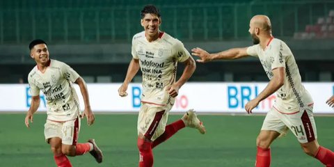 Setelah Shayne Pattynama, Kini Giliran Bek Bali United yang Hijrah ke Buriram United