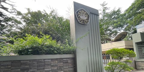 Jerit Tangis Korban Pelecehan Seksual Rektor UP ke Wamen Veronica Tan: Saya Minta Keadilan, Bukan Cari Panggung