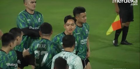 VIDEO: Momen Eks Timnas El Loco Gonzales Beri Umpan Manja ke Gibran, Jadi Gol?