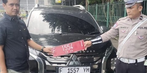 Hindari Ganjil Genap, Mobil Dinas Bappenda Pemkab Bogor Diganti Pelat Palsu