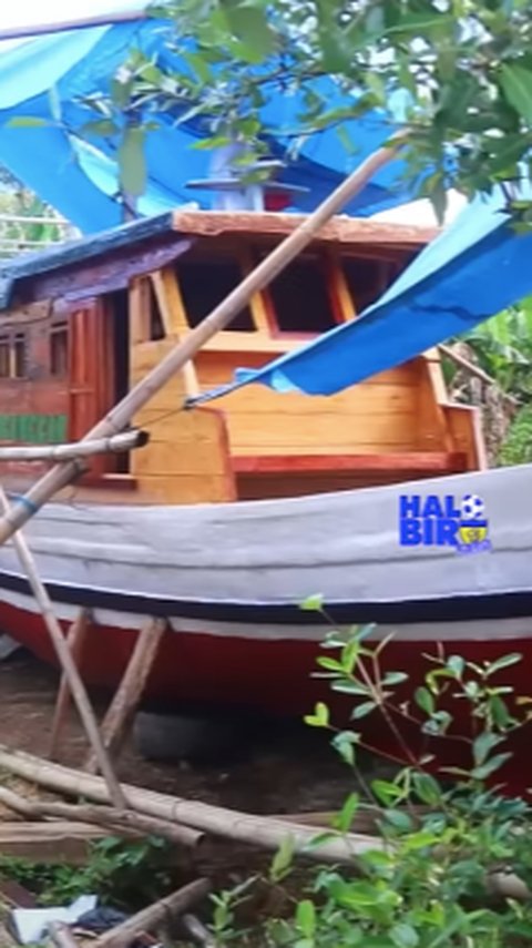 ⁠Letjen Kunto Arief Melongo Lihat Anak Kampung Buat Kapal Cepat di Pelosok Desa, Habiskan Dana Fantastis