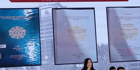 Penampakan Skripsi Jokowi di UGM Bahas Soal 'Studi Tentang Pola Konsumsi Kayu Lapis'