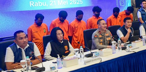 Warga Kaget Sampai Bengong Dengar Kabar MR jadi Admin 'Fantasi Sedarah' & Ditangkap Polisi
