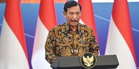 Info Terbaru dari Luhut: Proyek Kereta Cepat Jakarta-Surabaya Berlanjut