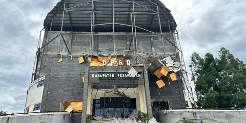 Viral Gedung DPRD Pesawaran Hancur hingga Temboknya Rontok, Ini Penjelasan Wakil Ketua