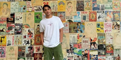 7 Gaya Afgan Pakai Kaos Putih yang Bikin Tampil Ganteng Maksimal, Bisa Jadi Referensi Outfit Harian