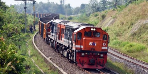 Kronologi KA Malioboro Ekspres Tabrak Pekerja Proyek KAI hingga Terpental 15 Meter dan